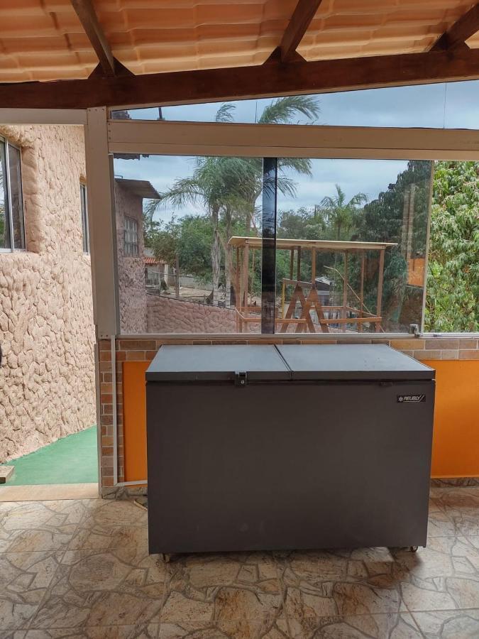 Chacara Bella Vida Com Piscina Churrasqueira Salao De Festas Fogao A Lenha Quadra Aracariguama Exteriör bild