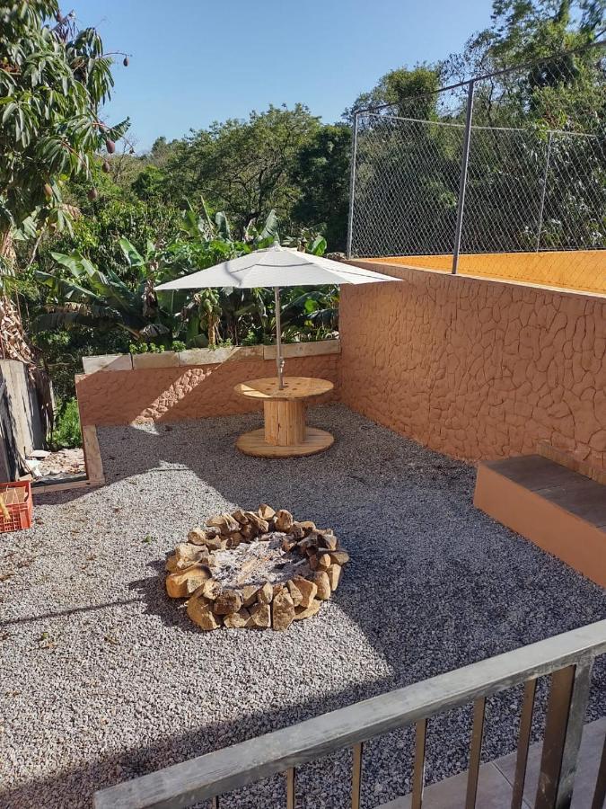 Chacara Bella Vida Com Piscina Churrasqueira Salao De Festas Fogao A Lenha Quadra Aracariguama Exteriör bild