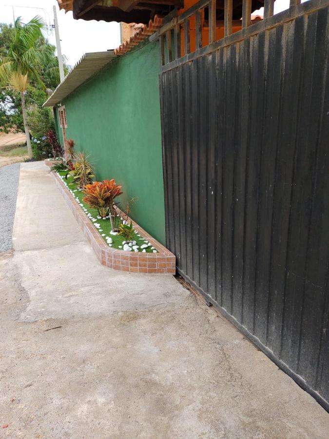 Chacara Bella Vida Com Piscina Churrasqueira Salao De Festas Fogao A Lenha Quadra Aracariguama Exteriör bild