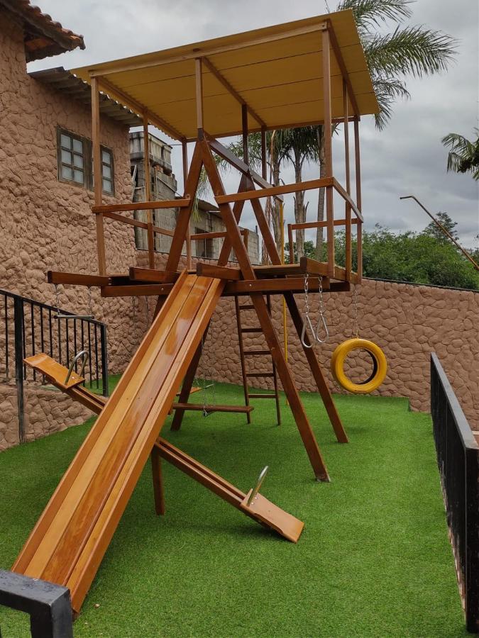 Chacara Bella Vida Com Piscina Churrasqueira Salao De Festas Fogao A Lenha Quadra Aracariguama Exteriör bild