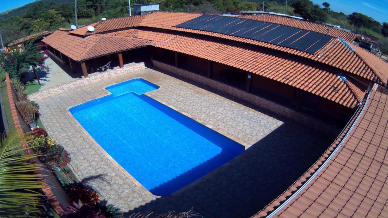 Chacara Bella Vida Com Piscina Churrasqueira Salao De Festas Fogao A Lenha Quadra Aracariguama Exteriör bild